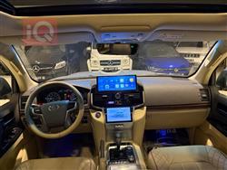 تۆیۆتا لاند کروزەر